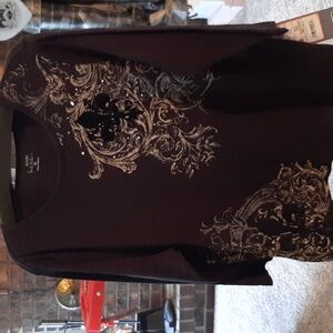 3/4 sleeve tee shirt